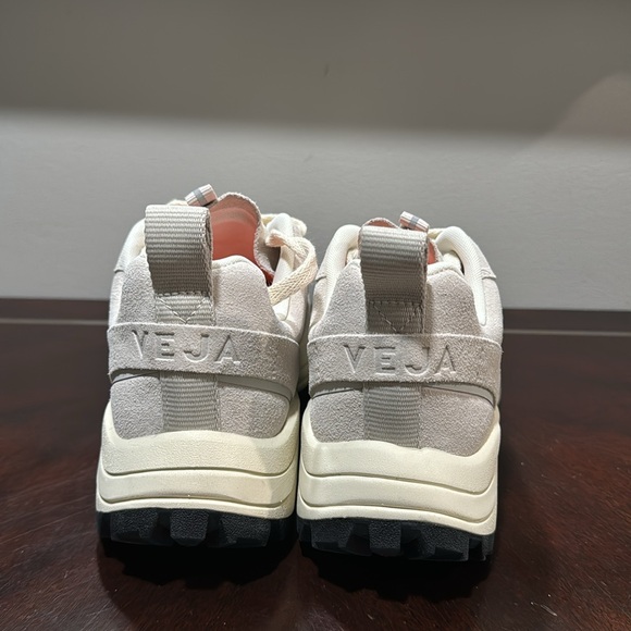 Veja Venturi II Hexamesh sneakers - Picture 4 of 5